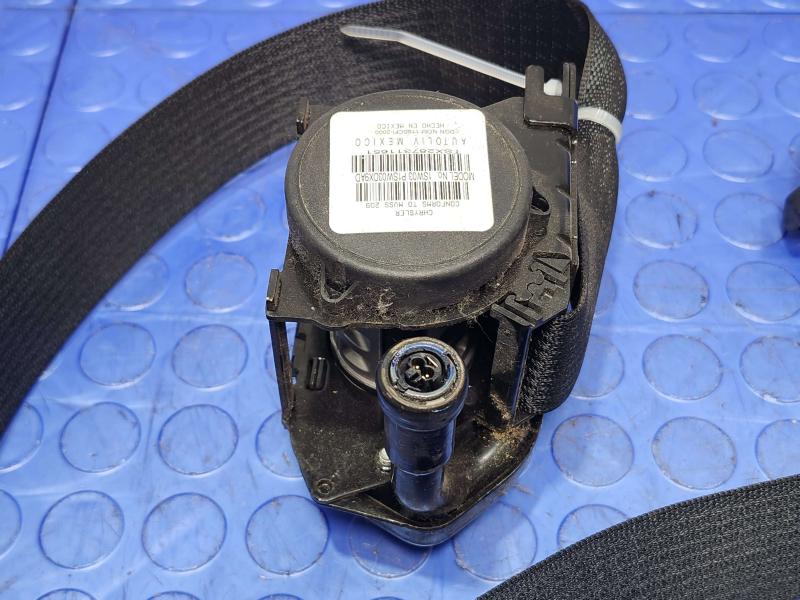 2014 Dodge Journey Front Seat Belt