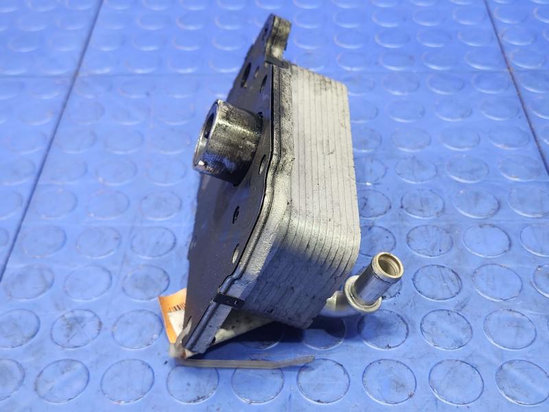2017 Jaguar XE 2.0L Diesel Engine Oil Cooler Genuine OEM Part JDE28254