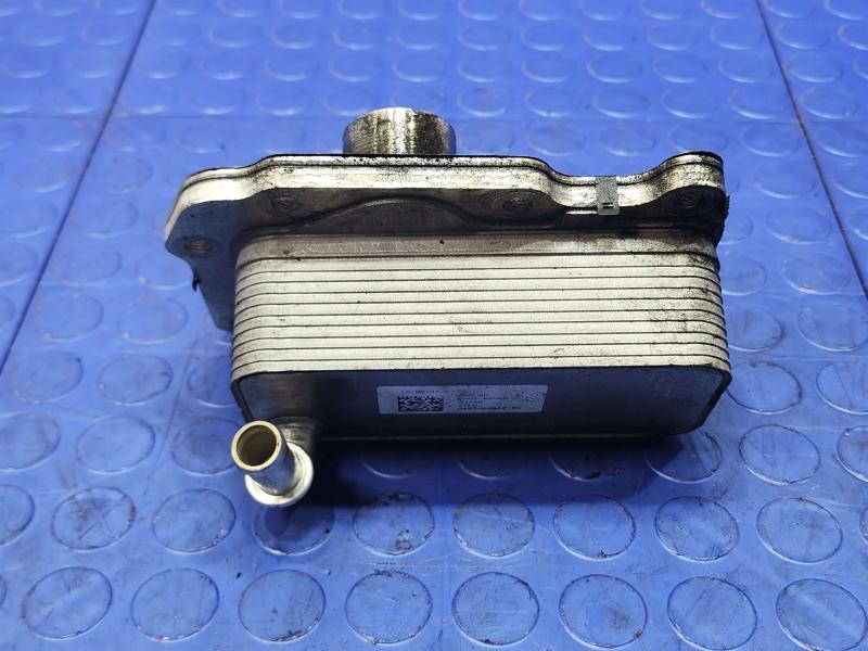 2017 Jaguar XE 2.0L Diesel Engine Oil Cooler Genuine OEM Part JDE28254