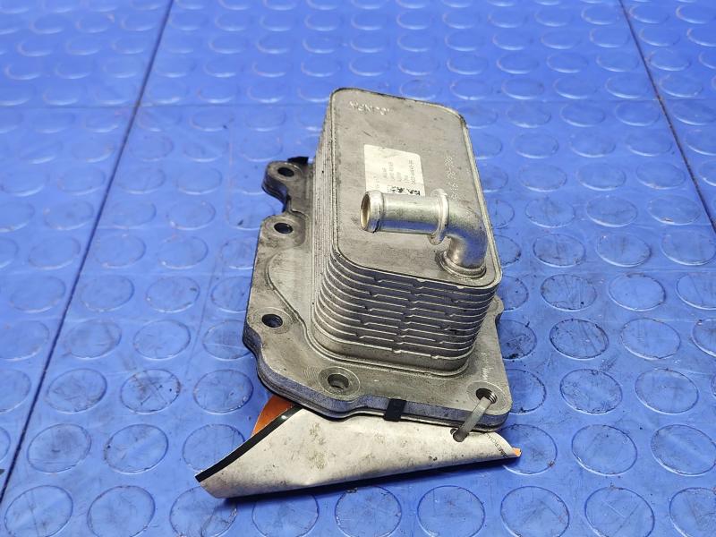 2017 Jaguar XE 2.0L Diesel Engine Oil Cooler Genuine OEM Part JDE28254
