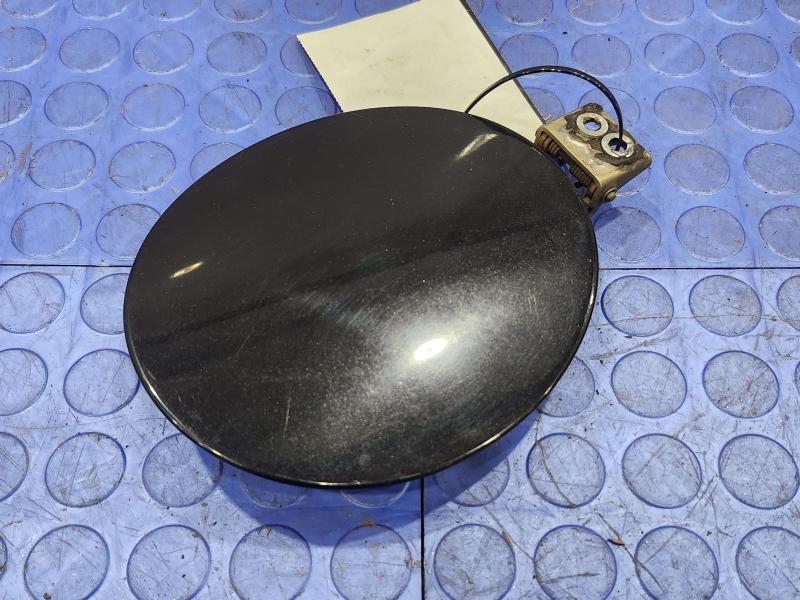 2011 Maserati Quattroporte Fuel Tank Door