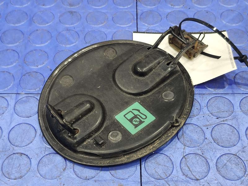 2011 Maserati Quattroporte Fuel Tank Door