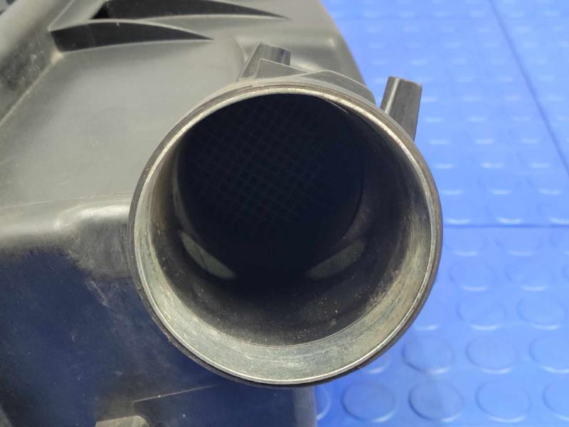 2010 Land Rover Range Rov Air Cleaner