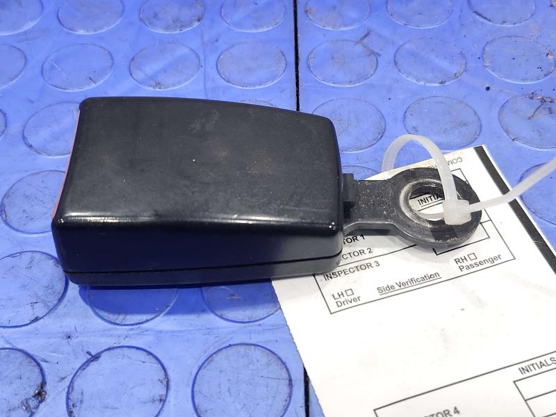 2012 Mercedes Sprinter Front Seat Belt