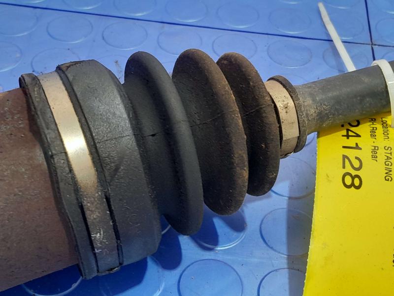 2012 Kia Sorento Axle Shaft