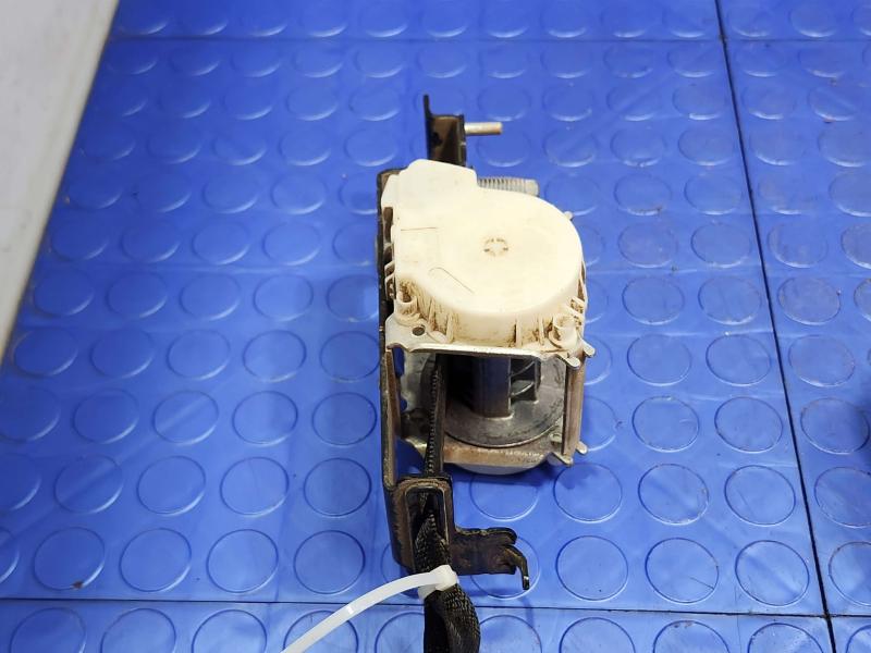 2012 Ford F-250 Super Duty Rear Seat Belt
