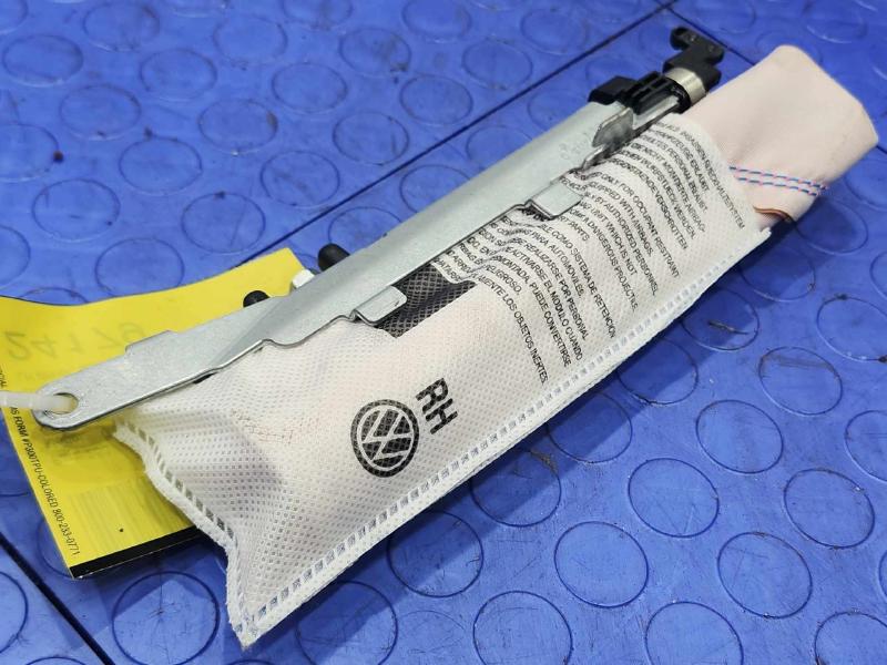 2015 Volkswagen Golf Air Bag