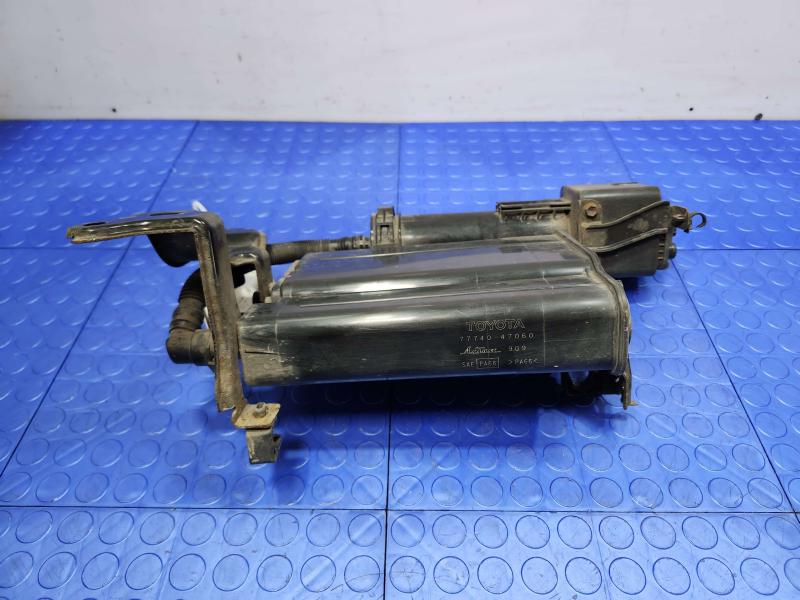 2010 Toyota Prius Evaporator Canister