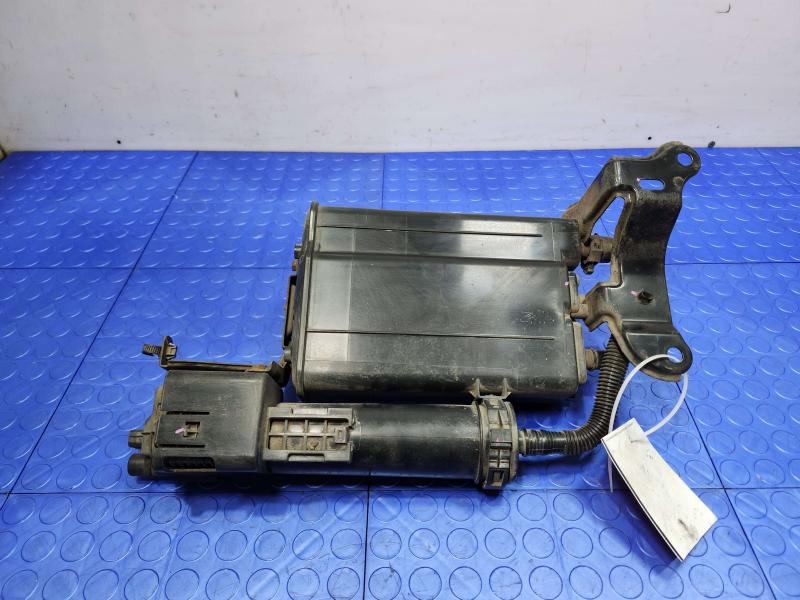 2010 Toyota Prius Evaporator Canister