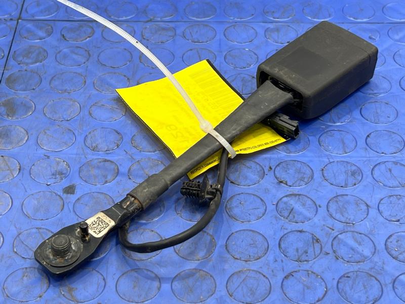 2020 GMC Terrain Front Seat Belt