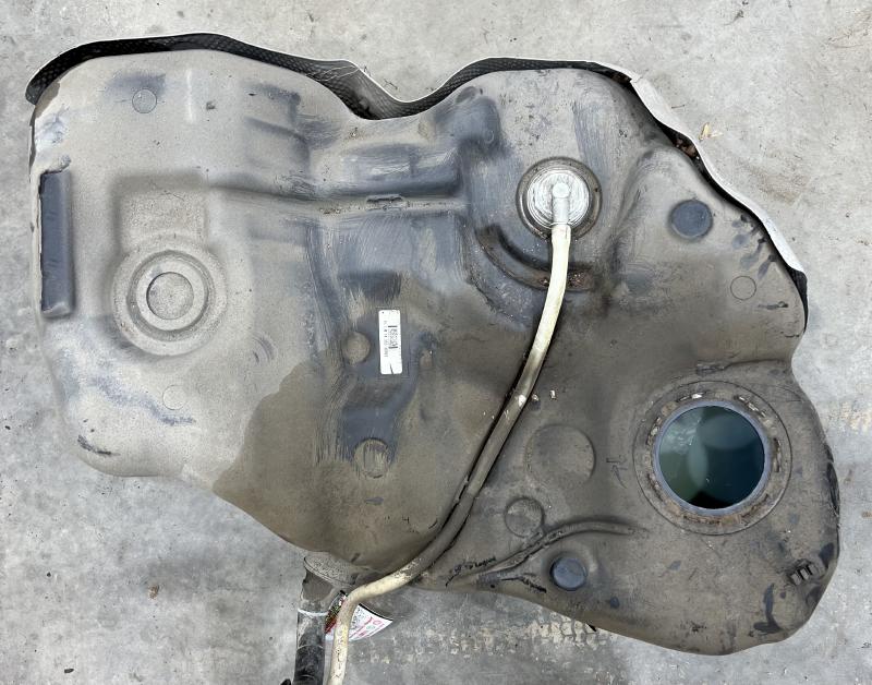 2015 Volkswagen Passat Fuel Tank Assembly