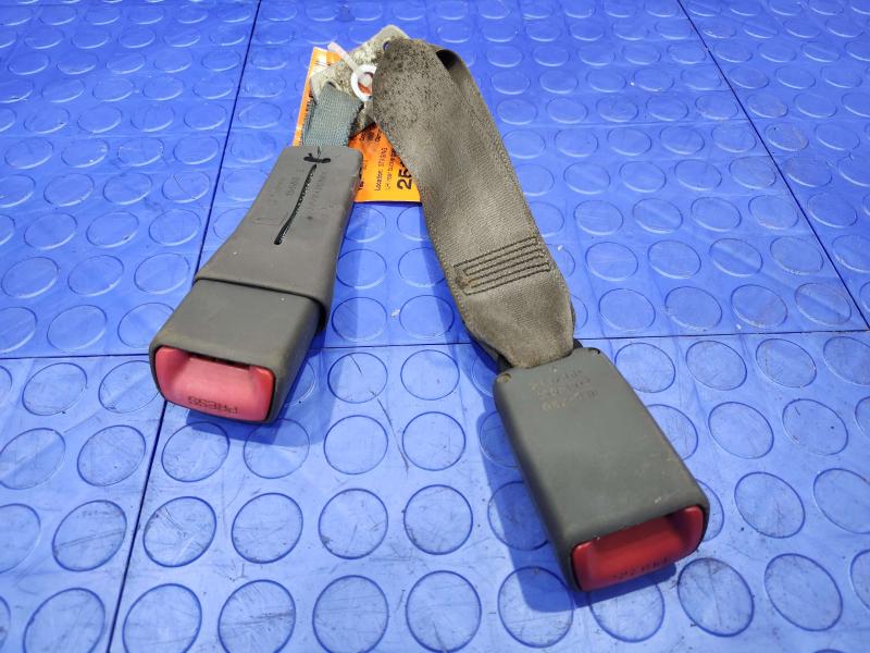 2010 Toyota Prius Rear Seat Belt