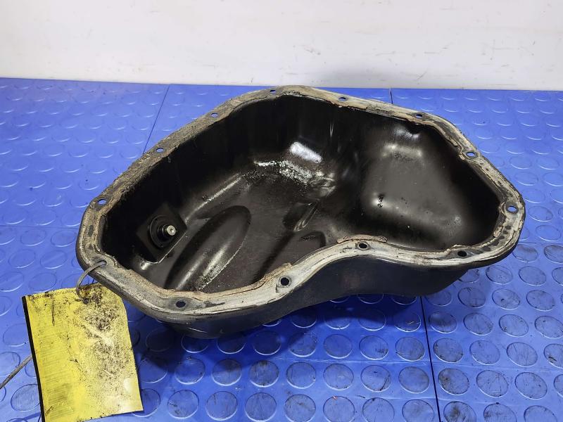 2014 Toyota RAV4 Oil Pan