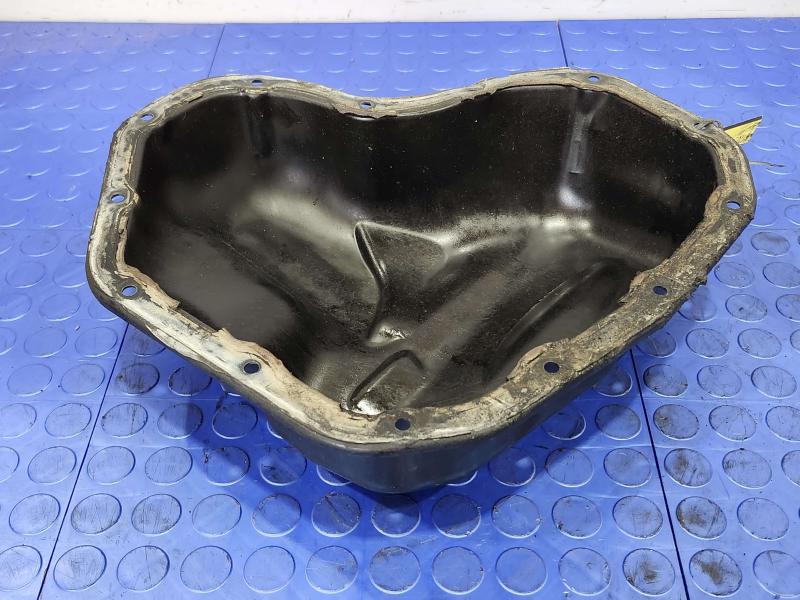 2014 Toyota RAV4 Oil Pan