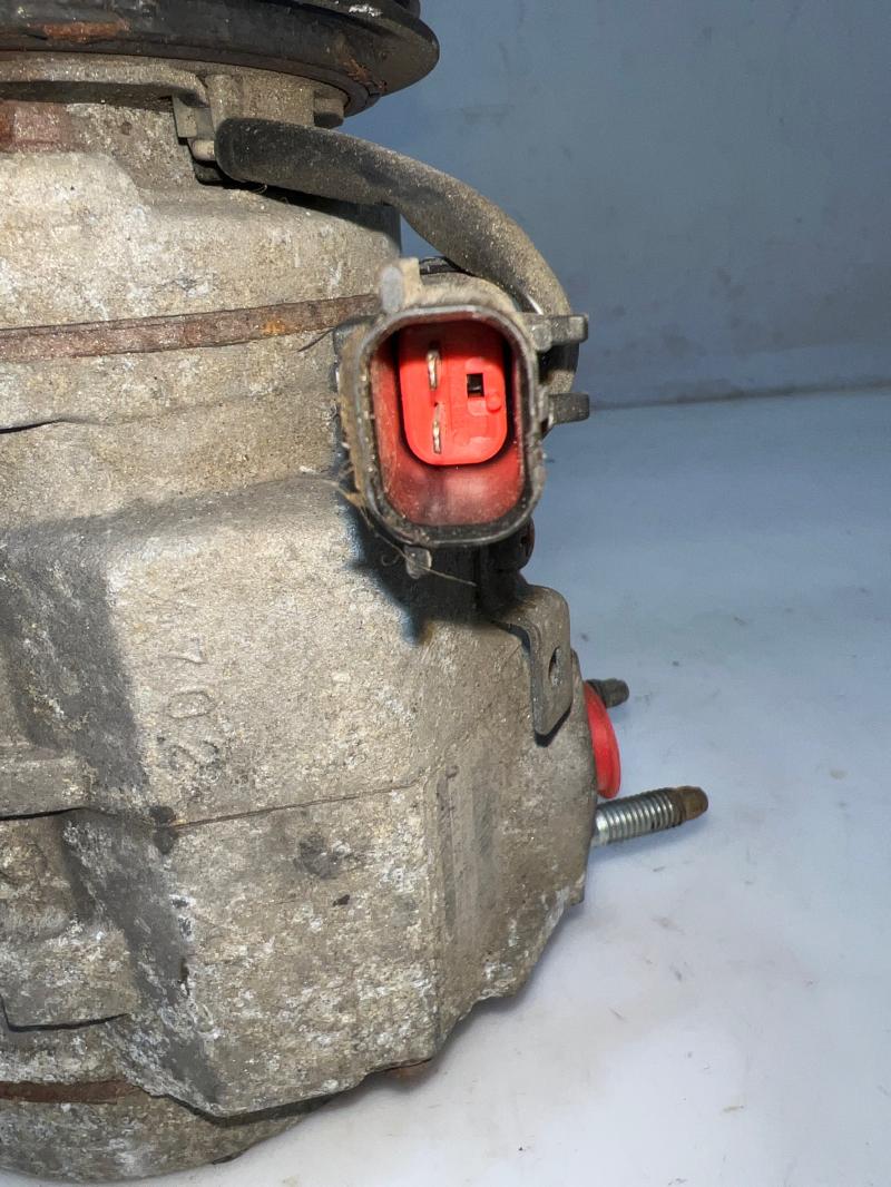 2005 - 2007 Jeep Grand Cherokee AC Compressor 3.7L 4.7L ONLY OEM 55116834AD