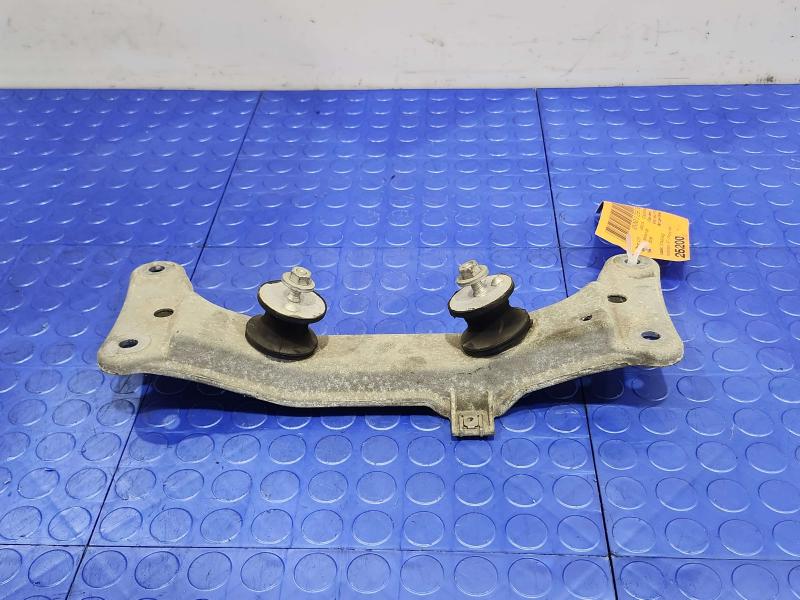 2008 BMW 128i Crossmember/Cradle/Undercarria