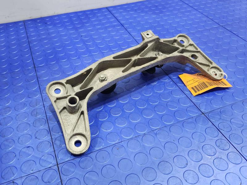 2008 BMW 128i Crossmember/Cradle/Undercarria