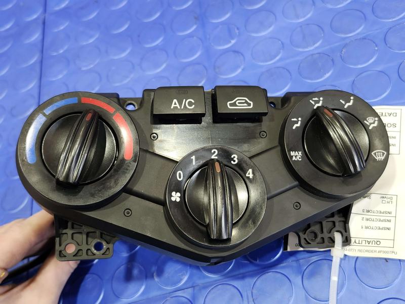 2010 Kia Rio Heater A/C Control