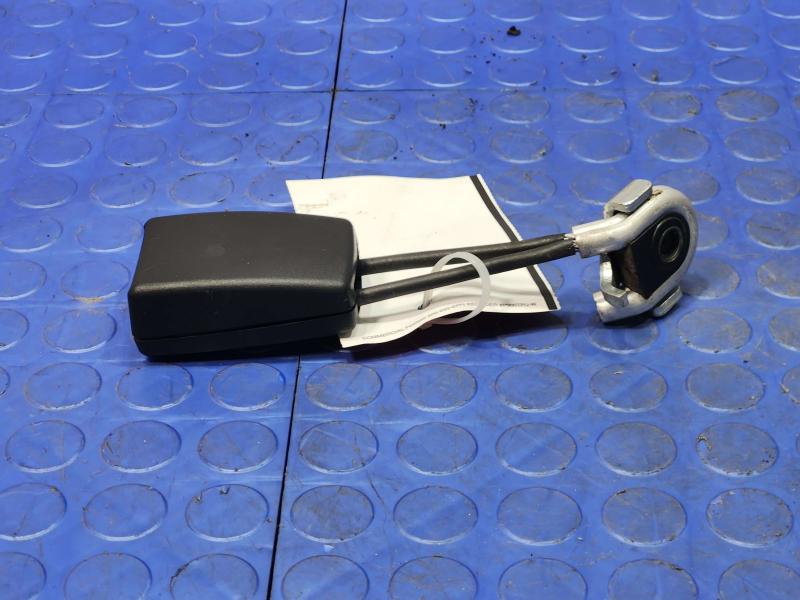 2006 Mercedes CLS-Class Rear Seat Belt