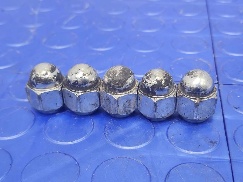 2020 Subaru Forester Lug Nuts