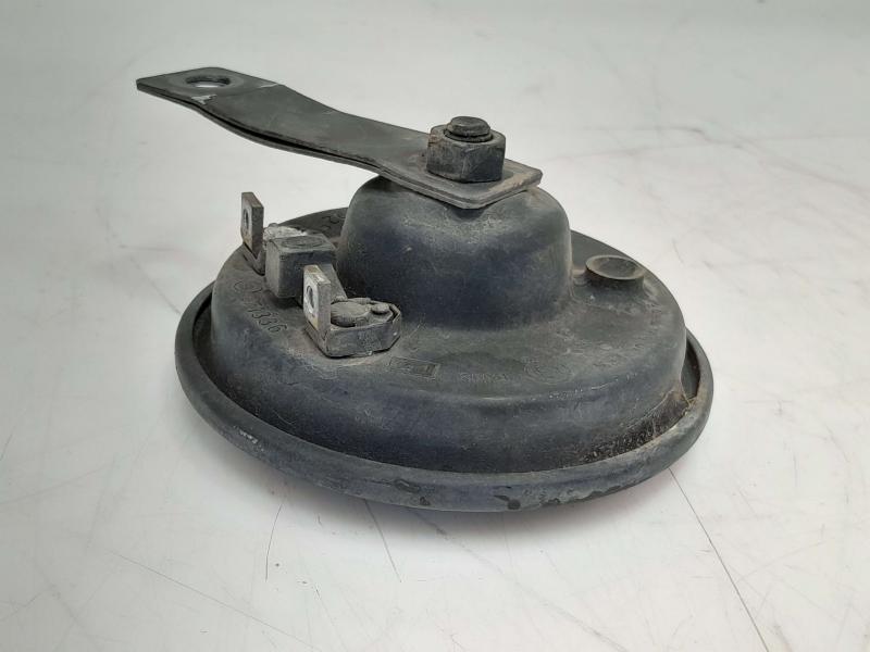 1986 - 1991 Mercedes Benz 420SEL Horn Assembly 335Hz OEM 0035428720