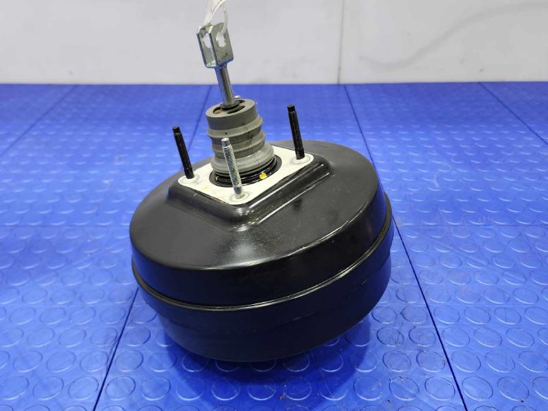 2016-2018 Lincoln MKX Power Brake Booster Servo Genuine OEM F2GC-2B195-AE