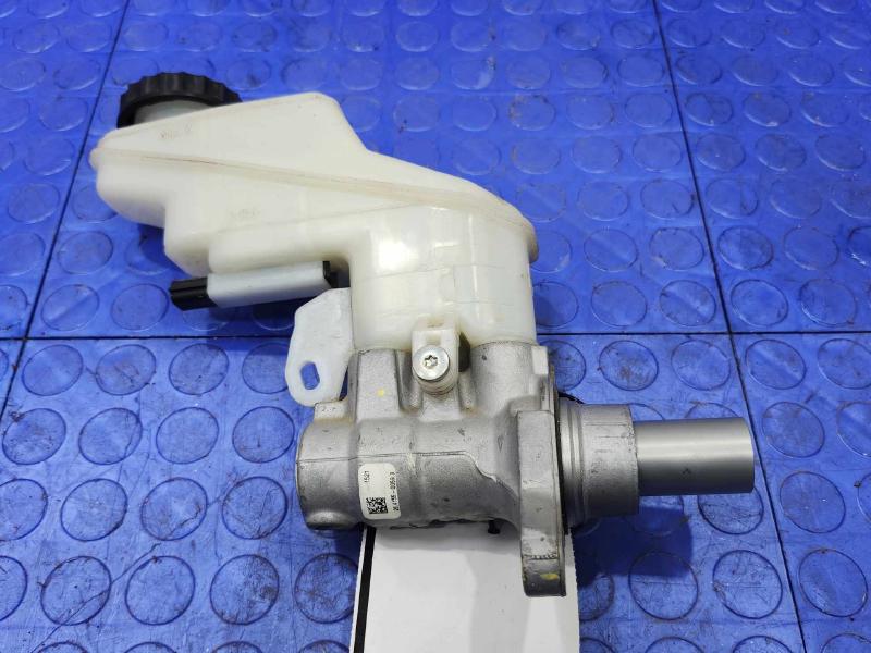 2020-2021 Nissan Sentra Brake Master Cylinder Assembly Genuine OEM 460106LA0D