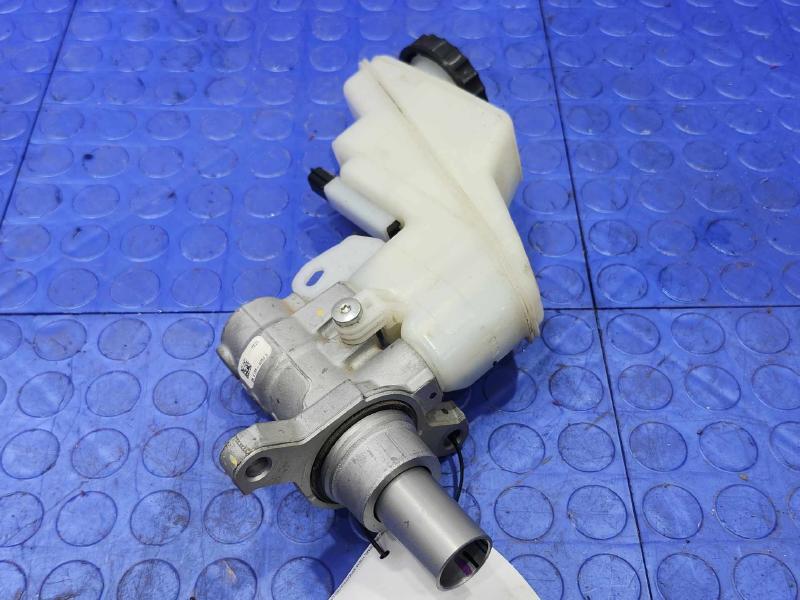 2020-2021 Nissan Sentra Brake Master Cylinder Assembly Genuine OEM 460106LA0D
