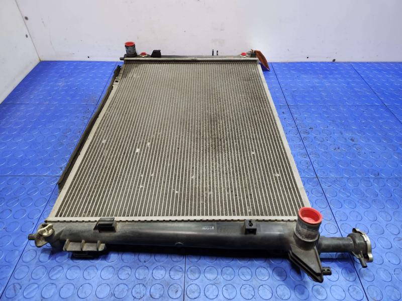2016 Kia Sedona Radiator