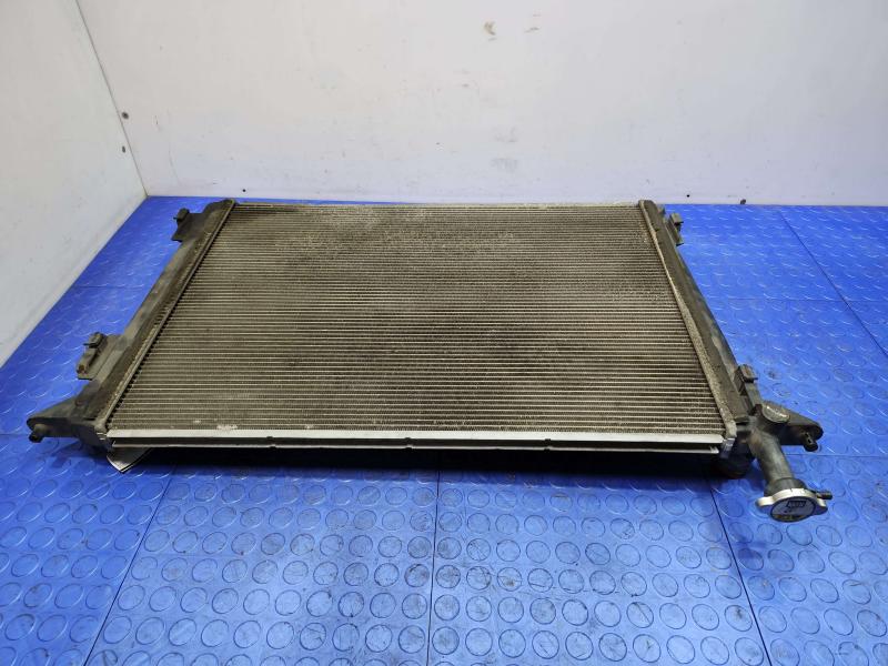 2016 Kia Sedona Radiator