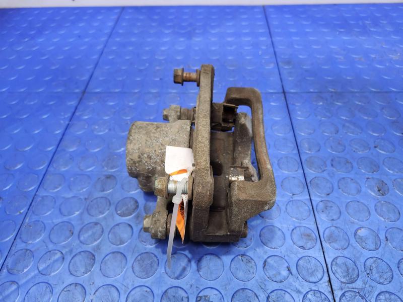 2016 Kia Sedona Caliper