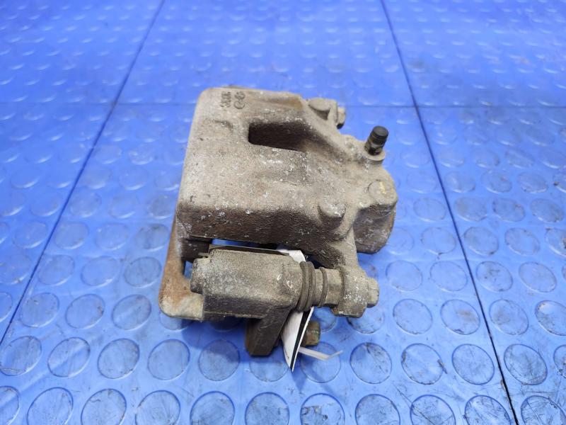 2016 Kia Sedona Caliper