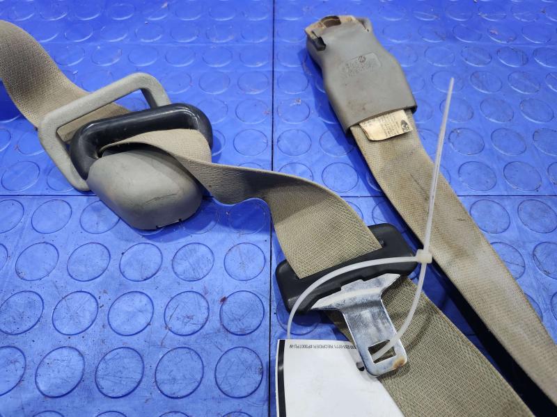 2005 Ford F-350 Super Duty Front Seat Belt