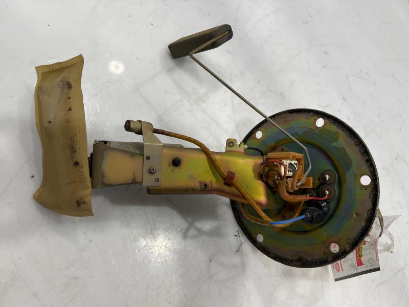 1999 2000 Honda CR-V Fuel Pump Assembly OEM 17040S10A10