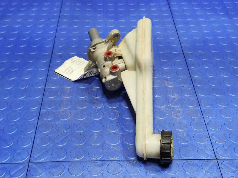 2015 Ford Fusion Master Cylinder