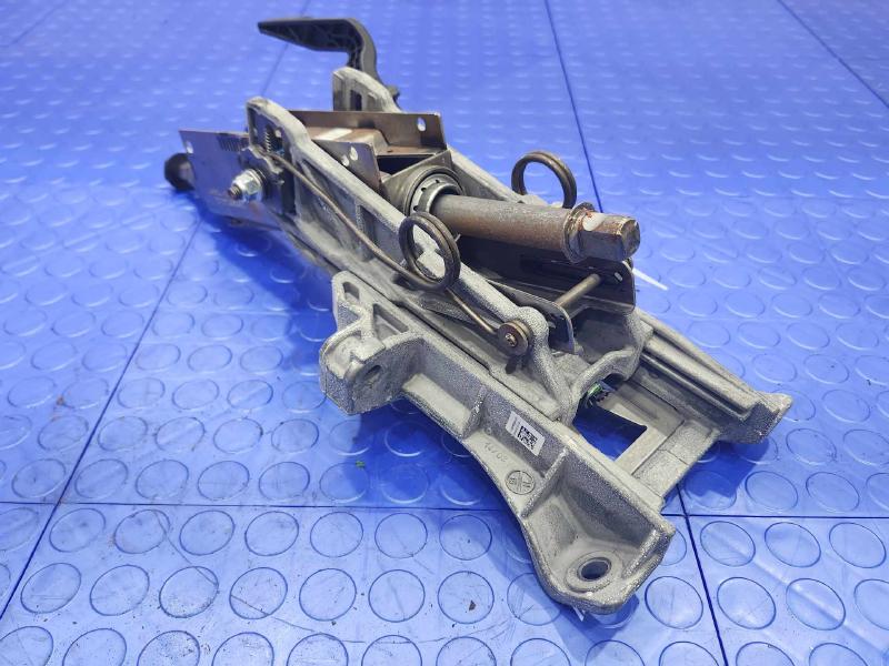 2015-2017 Ford Mustang Steering Column Bare Manual Adjustable OEM GR3Z3C529J