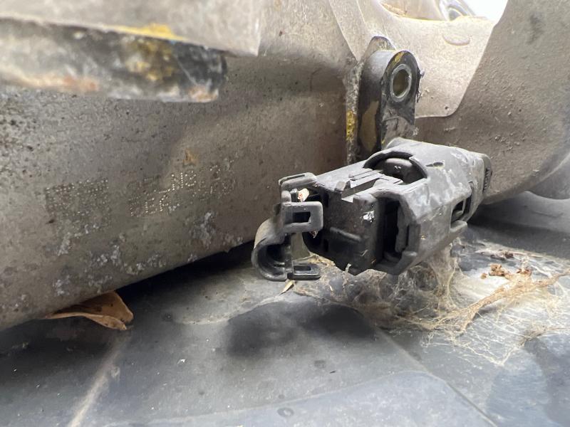2007 Lexus LS 460 Rear Knuckle/Stub Axle