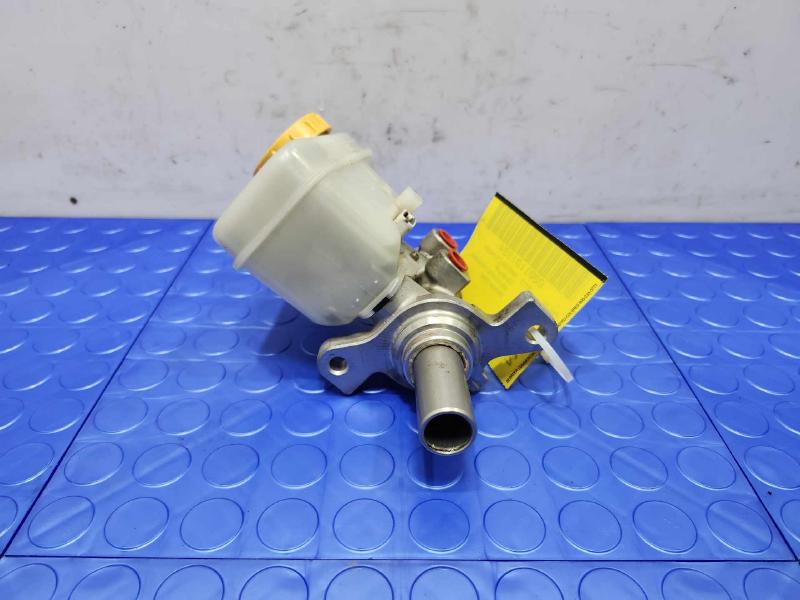 2015-2017 Subaru Outback Legacy 2.5L CVT Brake Master Cylinder Assembly OEM 26449FJ010