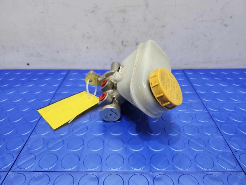 2015-2017 Subaru Outback Legacy 2.5L CVT Brake Master Cylinder Assembly OEM 26449FJ010