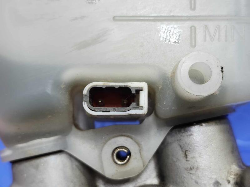 2015-2017 Subaru Outback Legacy 2.5L CVT Brake Master Cylinder Assembly OEM 26449FJ010