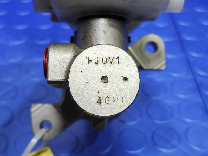 2015-2017 Subaru Outback Legacy 2.5L CVT Brake Master Cylinder Assembly OEM 26449FJ010