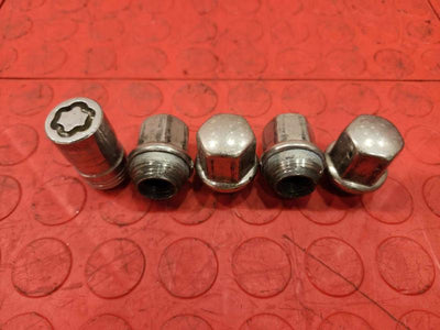 2015 Buick Regal Lug Nuts