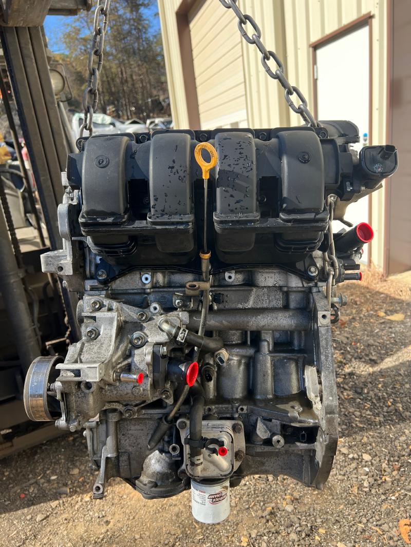 2013 - 2017 Nissan Sentra 1.8L Engine Assembly MR18DE 145K Miles OEM 101023RC2B