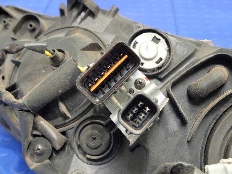 2016 Mitsubishi Lancer Headlamp Assembly
