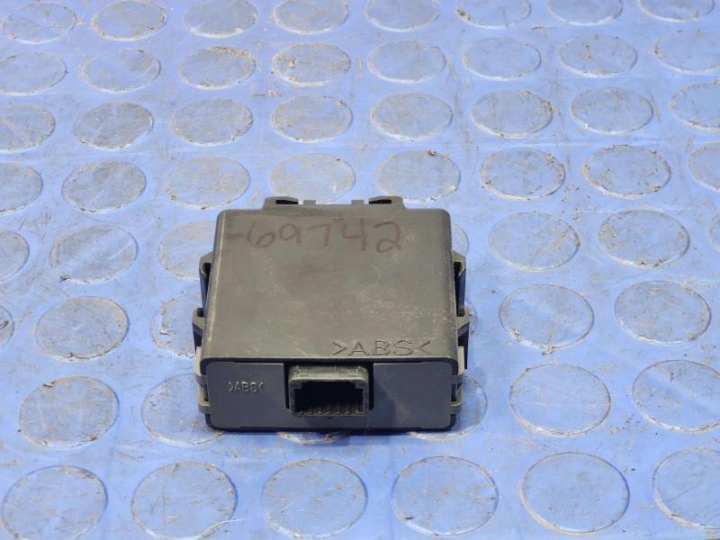 2014 Toyota Prius Chassis Brain Box