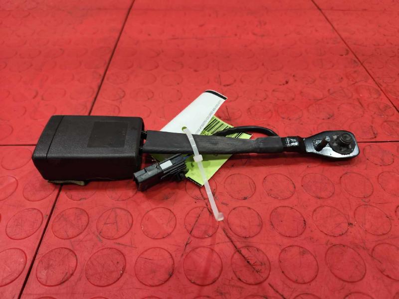 2015 Buick Regal Front Seat Belt