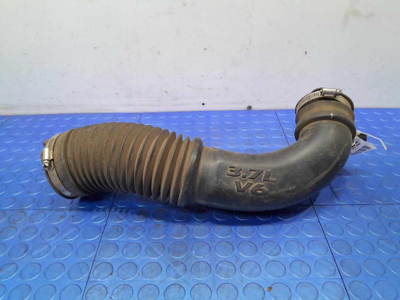 2008-2012 Jeep Liberty 3.7L Engine Air Intake Hose Tube Genuine OEM 53013907AB