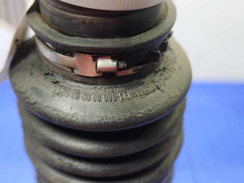 2011 Volkswagen Touareg Front Drive Shaft