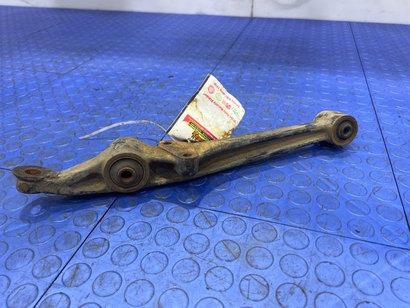 1986 - 1989 Honda Accord Front Lower Control Arm RH Passenger Side OEM 51355SE0010