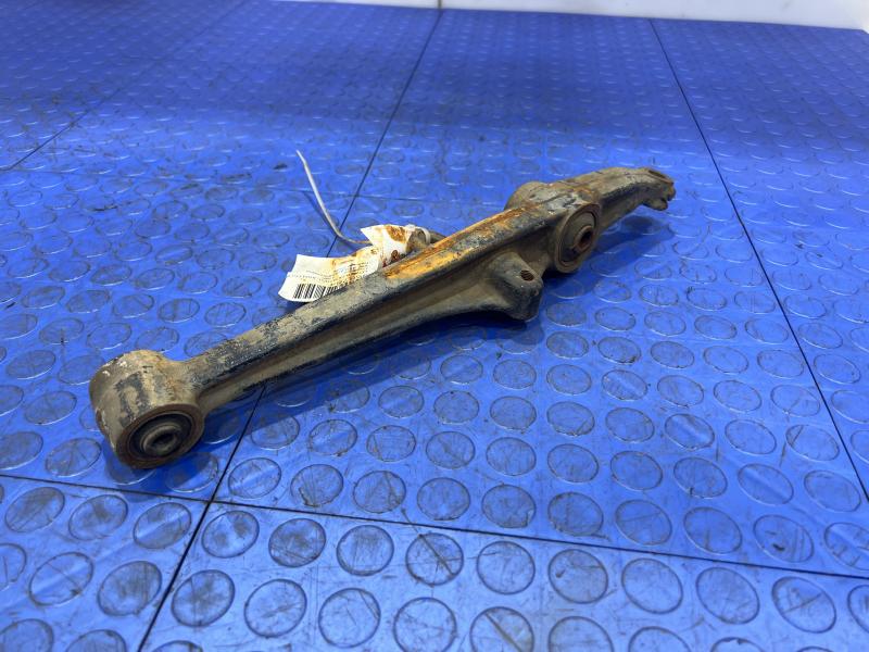 1986 - 1989 Honda Accord Front Lower Control Arm RH Passenger Side OEM 51355SE0010